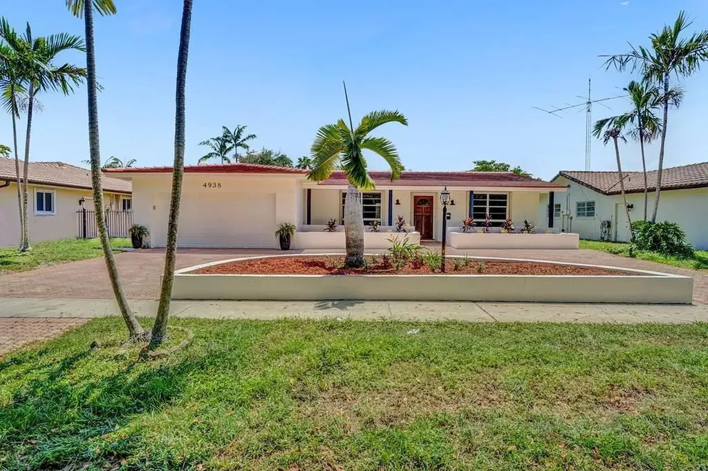 4938 N 33rd Court Hollywood FL 33021