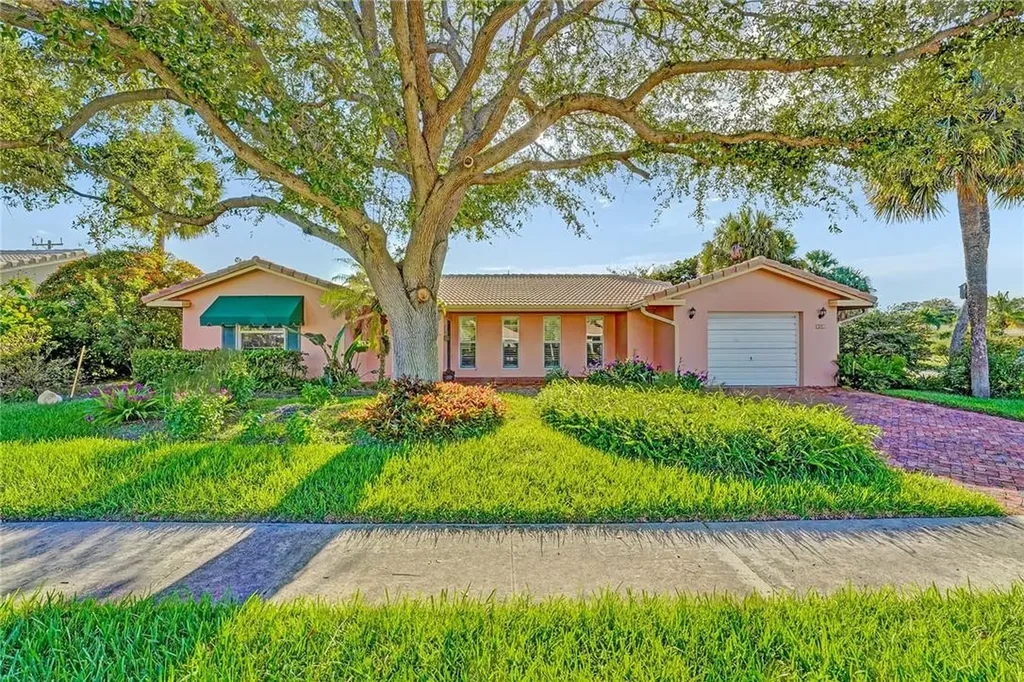 201 SW 9th Avenue Boca Raton FL 33486