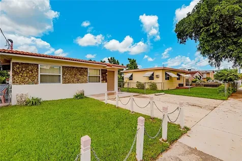 11017 SW 5th Street Miami FL 33174