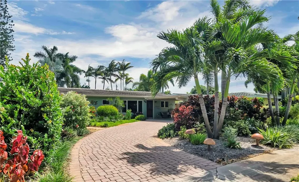 1742 NE 39th Street Oakland Park FL 33334