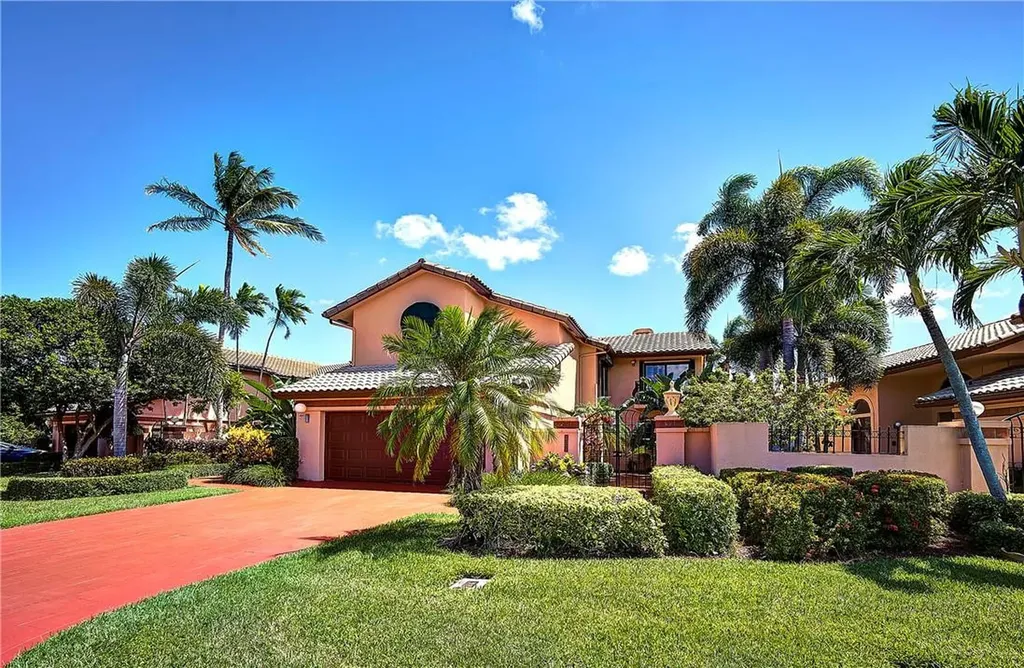 6544 Via Benita Boca Raton FL 33433