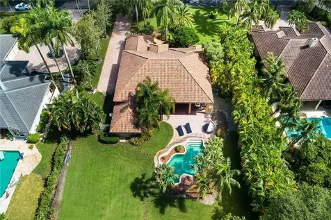 12000 Piccadilly Place Davie FL 33325
