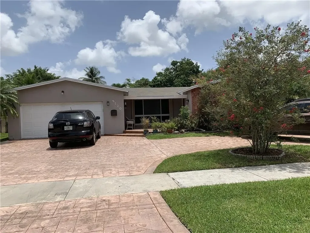 9120 SW 51st Place Cooper City FL 33328