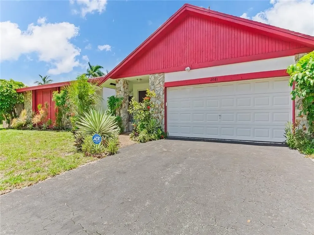 1081 NW 77th Avenue Plantation FL 33322