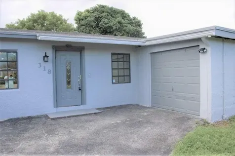 318 SW 77th Avenue North Lauderdale FL 33068