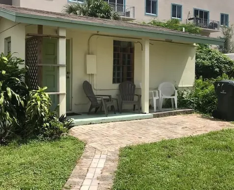 1555 NE 34th Street Oakland Park FL 33334