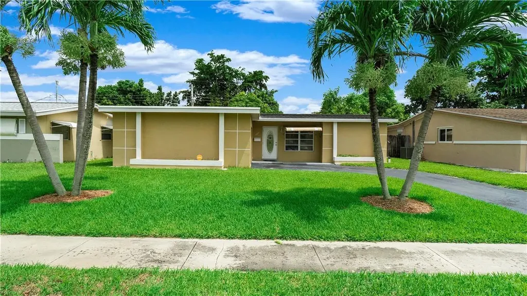 6531 NW 24th Place Sunrise FL 33313