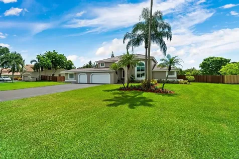 6300 Falconsgate Avenue Davie FL 33331