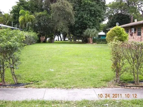 410 NE 34th Street Oakland Park FL 33334