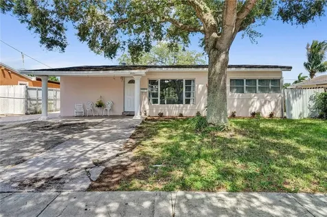 2031 N 66th Avenue Hollywood FL 33024