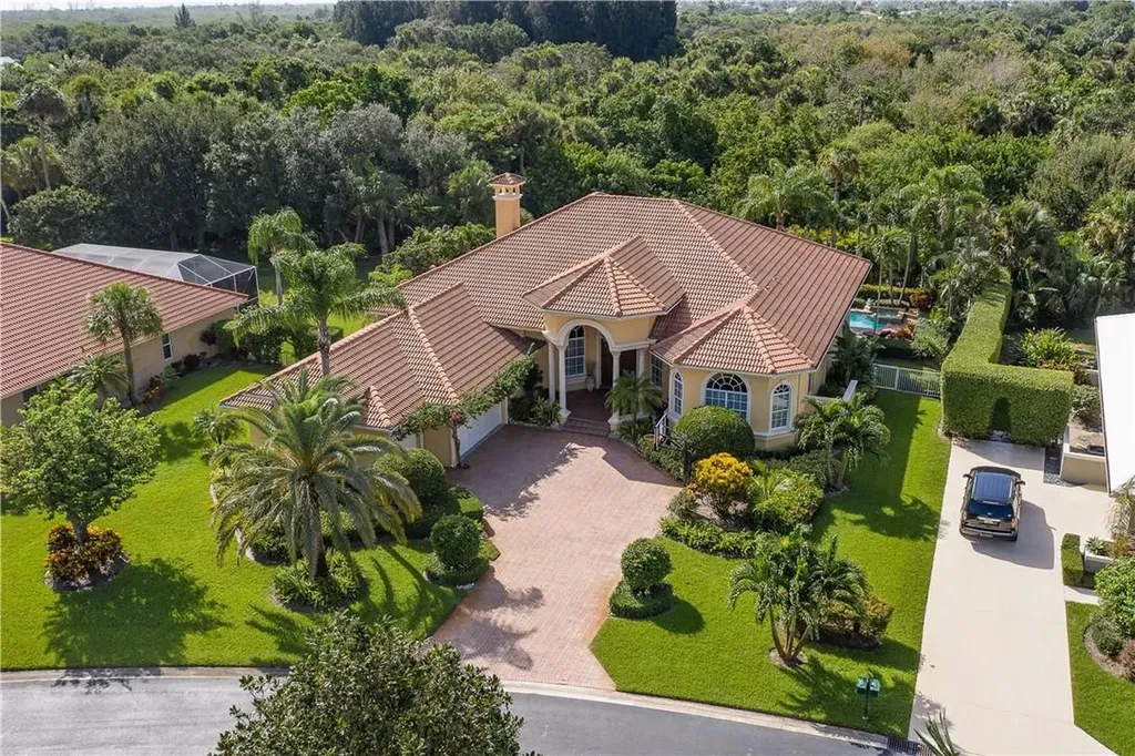7962 SE Osprey Street Hobe Sound FL 33455