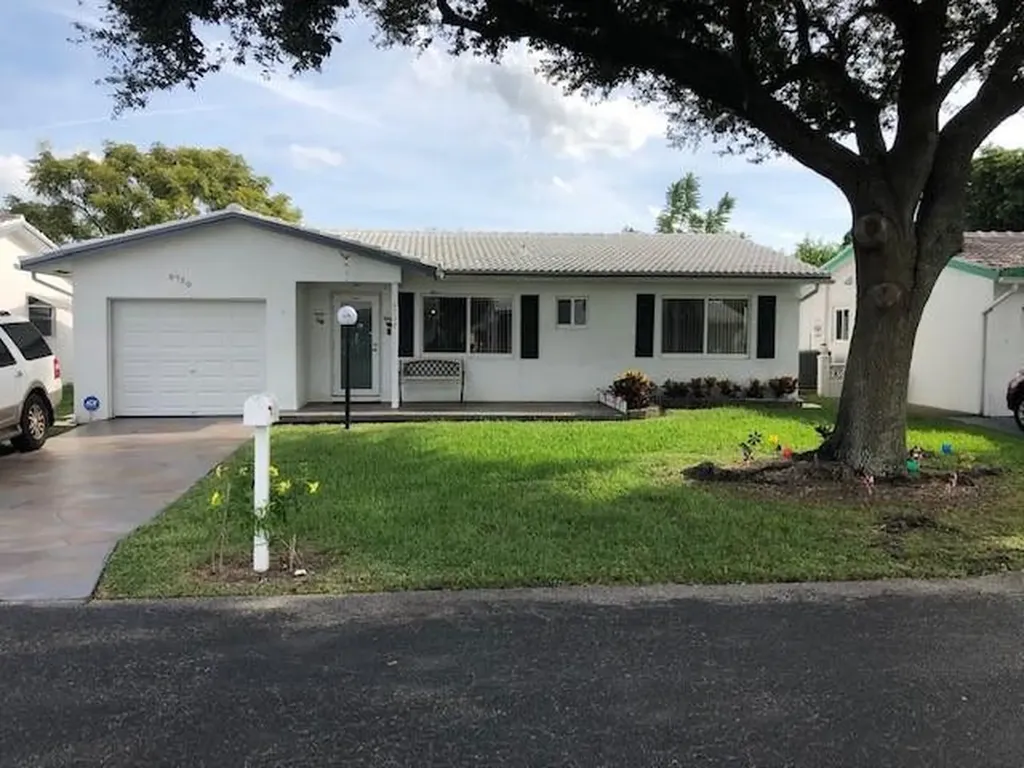 8730 NW 17th Place Plantation FL 33322
