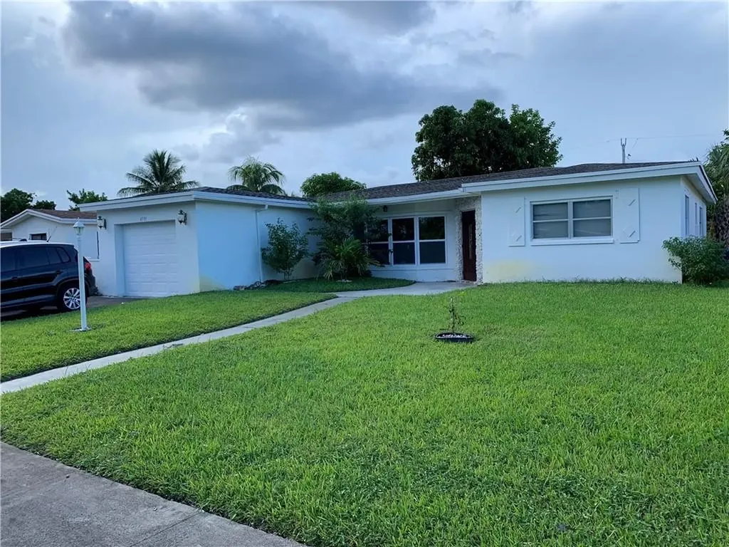 4591 NW 41st Place Lauderdale Lakes FL 33319