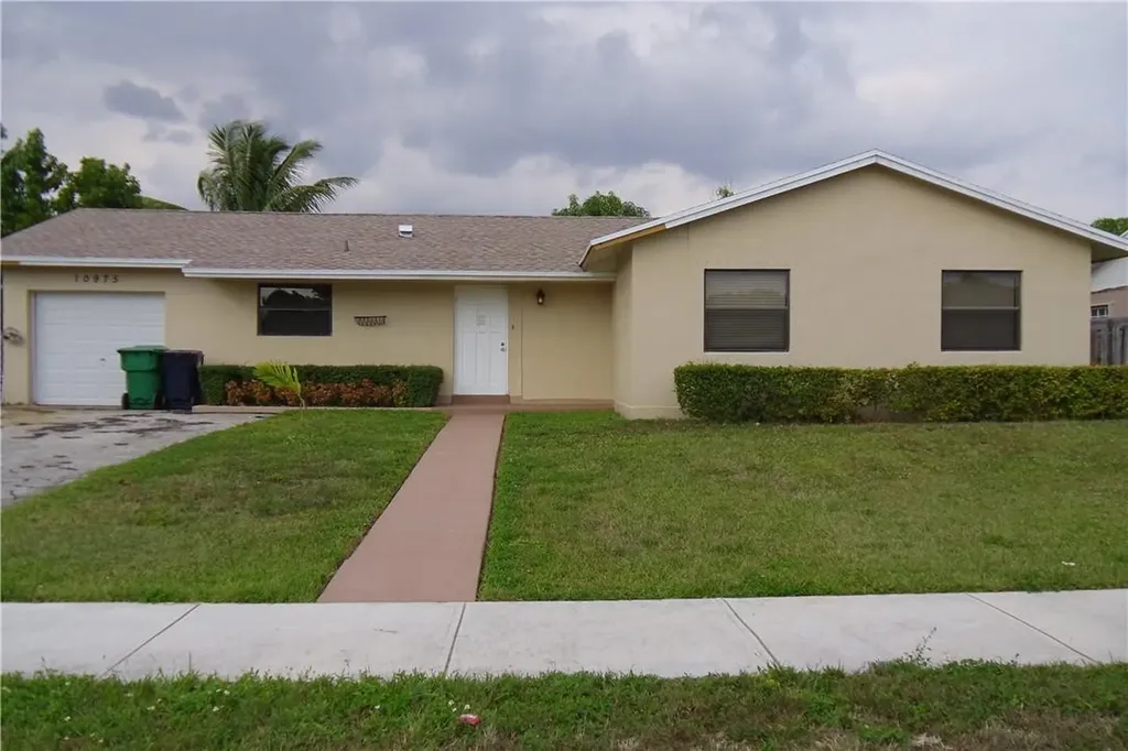 10975 SW 158th Terrace Miami FL 33157