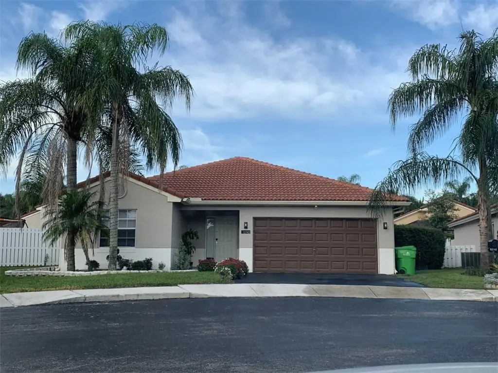 12742 NW 11th Place Sunrise FL 33323