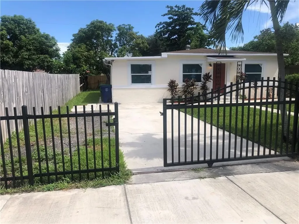 6135 SW 40th Street Miramar FL 33023