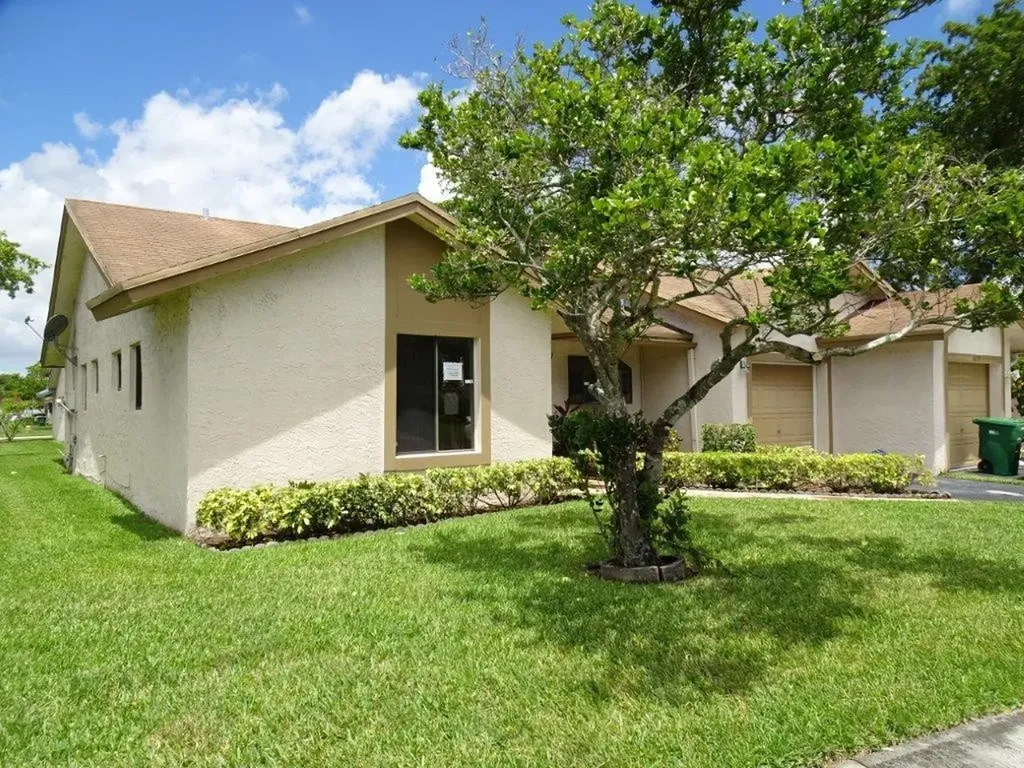 6031 NW 78th Terrace Tamarac FL 33321