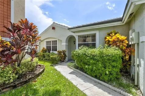 867 NW 99th Avenue Plantation FL 33324