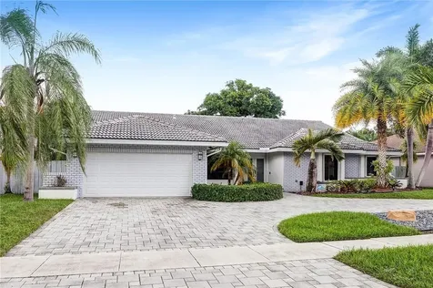 1620 NW 100th Way Plantation FL 33322