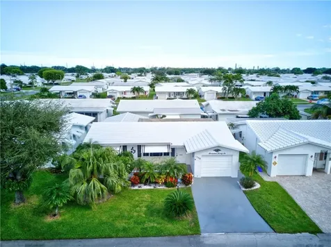1726 SW 19th Drive Boynton Beach FL 33426