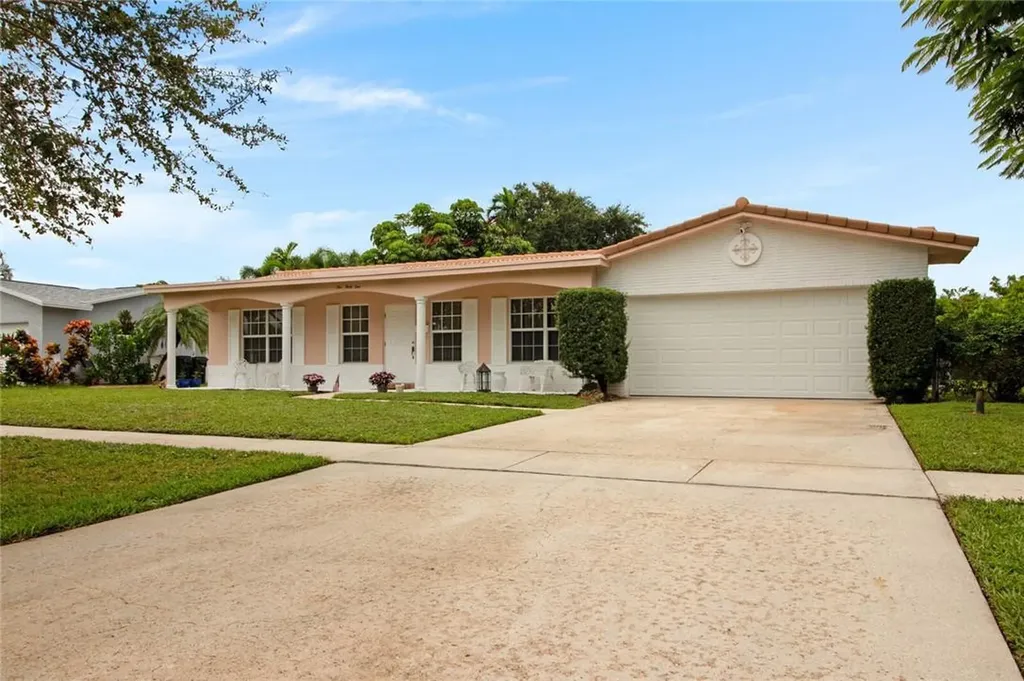 541 Palmetto Drive Coconut Creek FL 33066