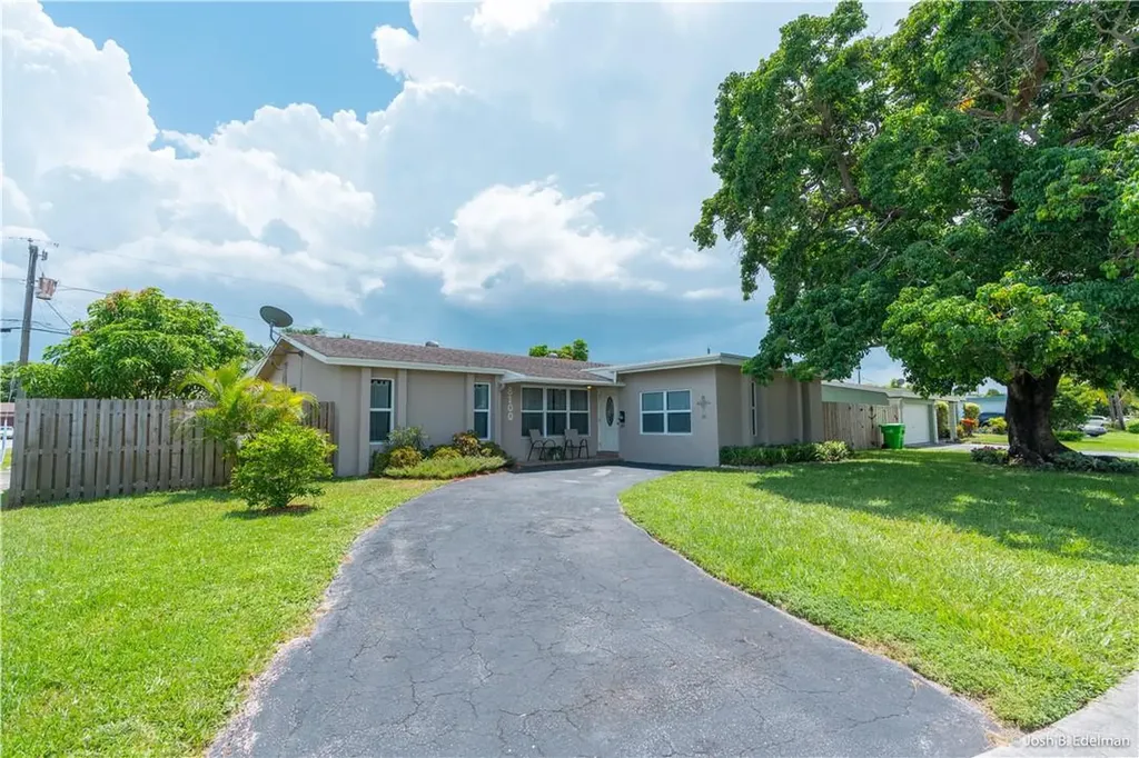 8100 NW 21st Street Sunrise FL 33322