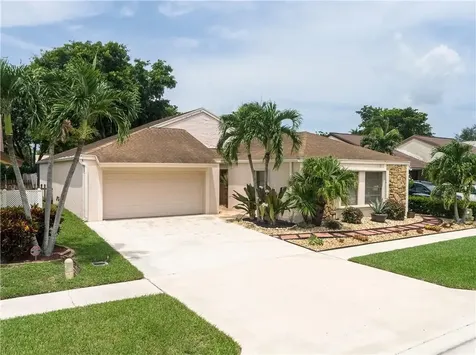 21308 Summertrace Circle Boca Raton FL 33428