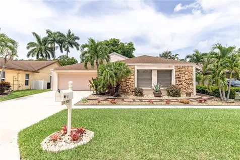 21308 Summertrace Circle Boca Raton FL 33428