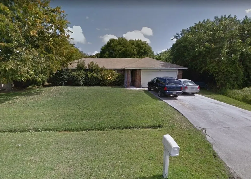 525 SW Aster Road Port St Lucie FL 34953