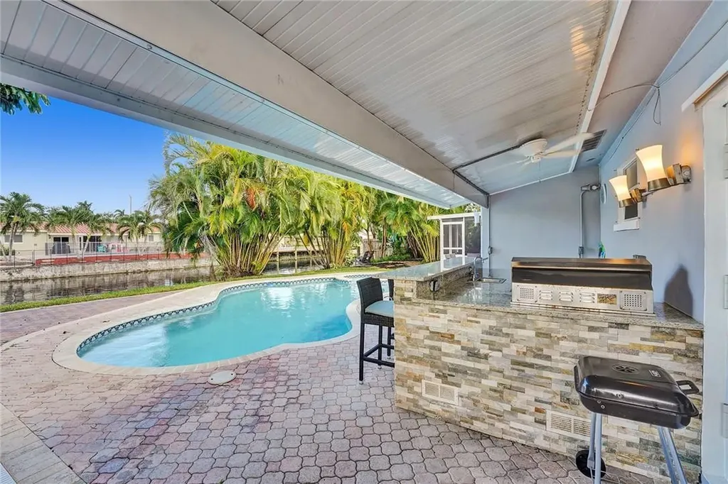 4710 NE 15th Avenue Oakland Park FL 33334