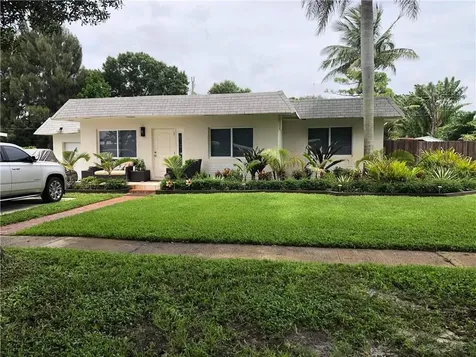 4301 SW 10th Street Plantation FL 33317