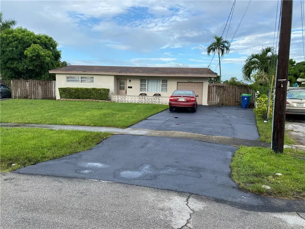 2159 NW 81st Terrace Sunrise FL 33322