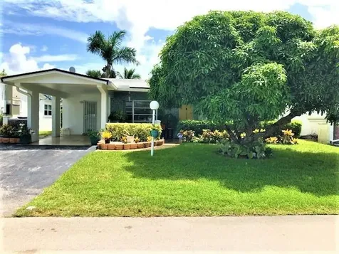 4234 NW 52nd Avenue Lauderdale Lakes FL 33319