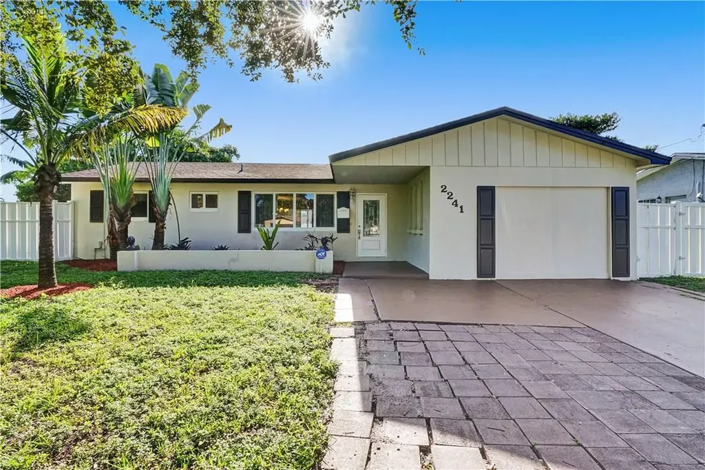 2241 NW 60th Avenue Sunrise FL 33313