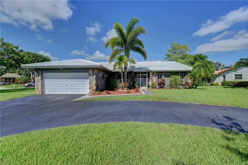 726 NW 84th Lane Coral Springs FL 33071