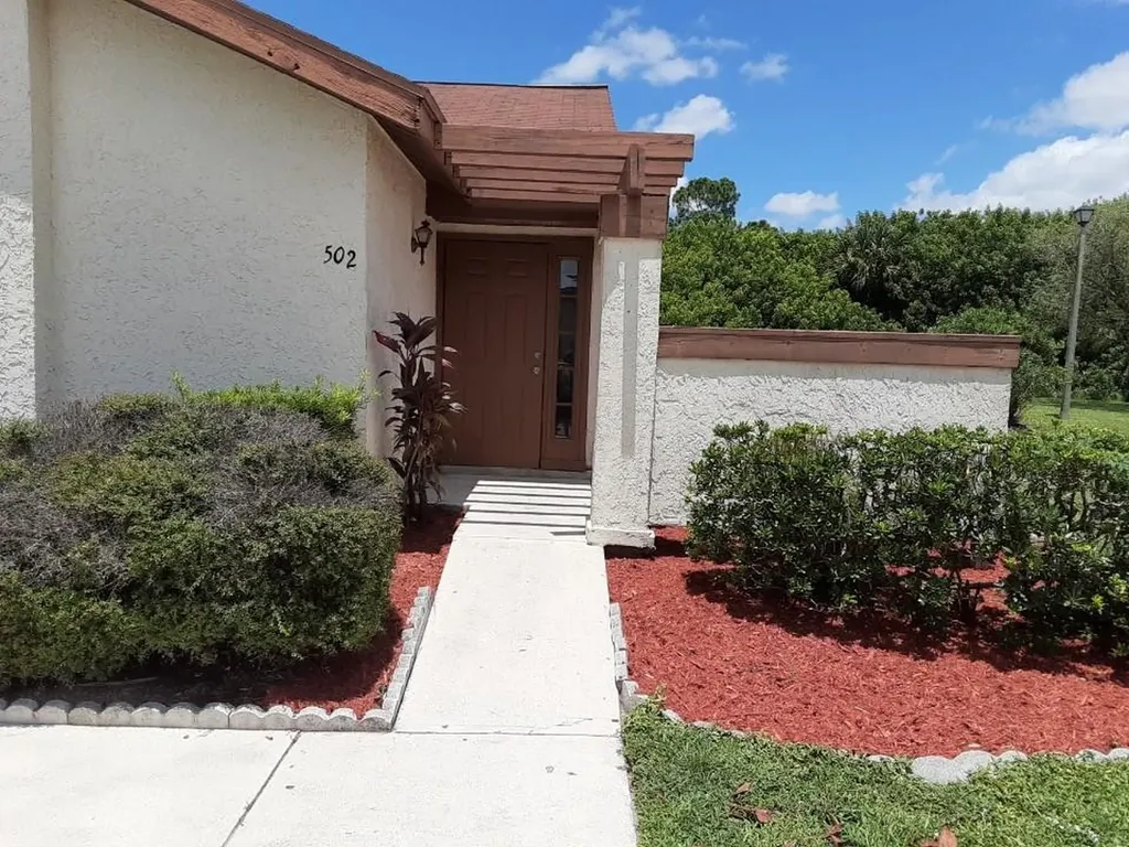 502 SW Tamworth Street Port St Lucie FL 34953