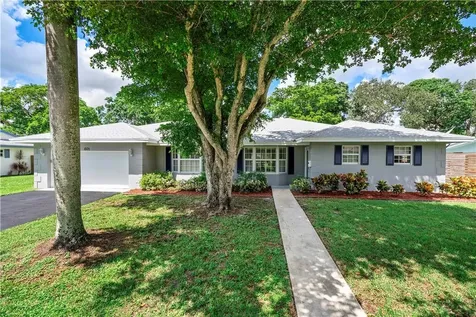 601 NW 75th Terrace Plantation FL 33317