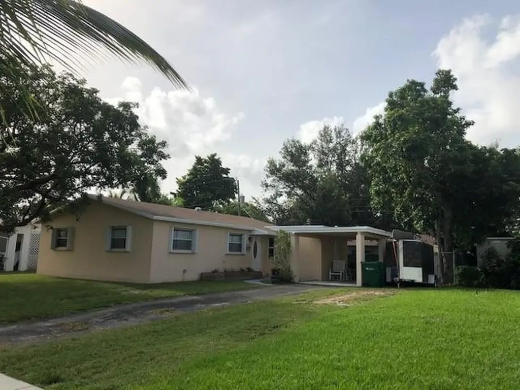 6820 NW 8th Street Margate FL 33063