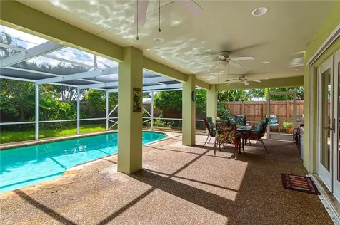 4450 NW 17th Avenue Oakland Park FL 33309