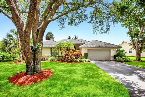 5457 NW 88th Way Coral Springs FL 33067