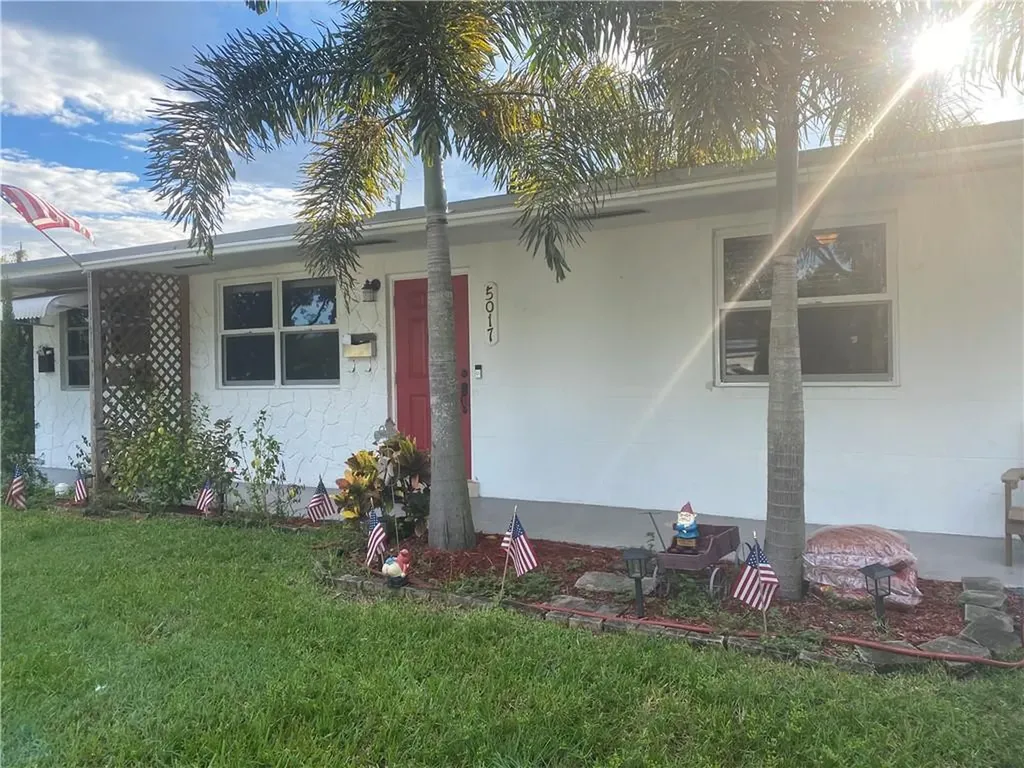 5017 SW 92nd Avenue Cooper City FL 33328