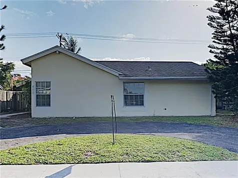 400 SW 81st Terrace North Lauderdale FL 33068