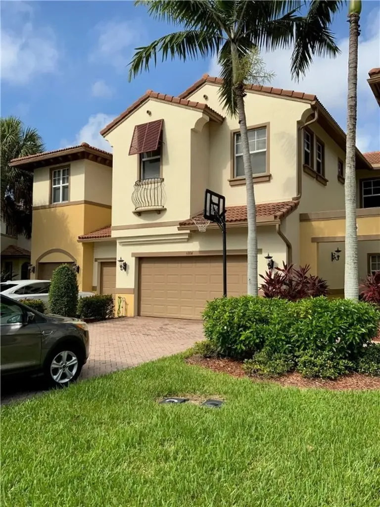 6004 NW 118th Drive Coral Springs FL 33076