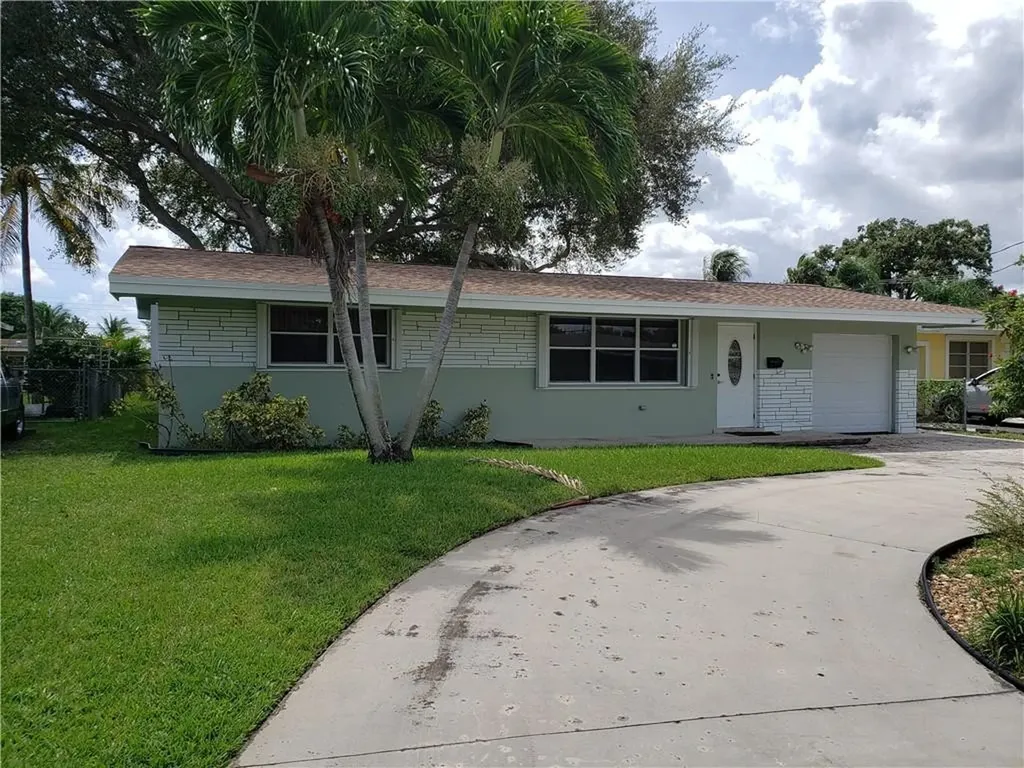 7720 NW 14th Street Pembroke Pines FL 33024