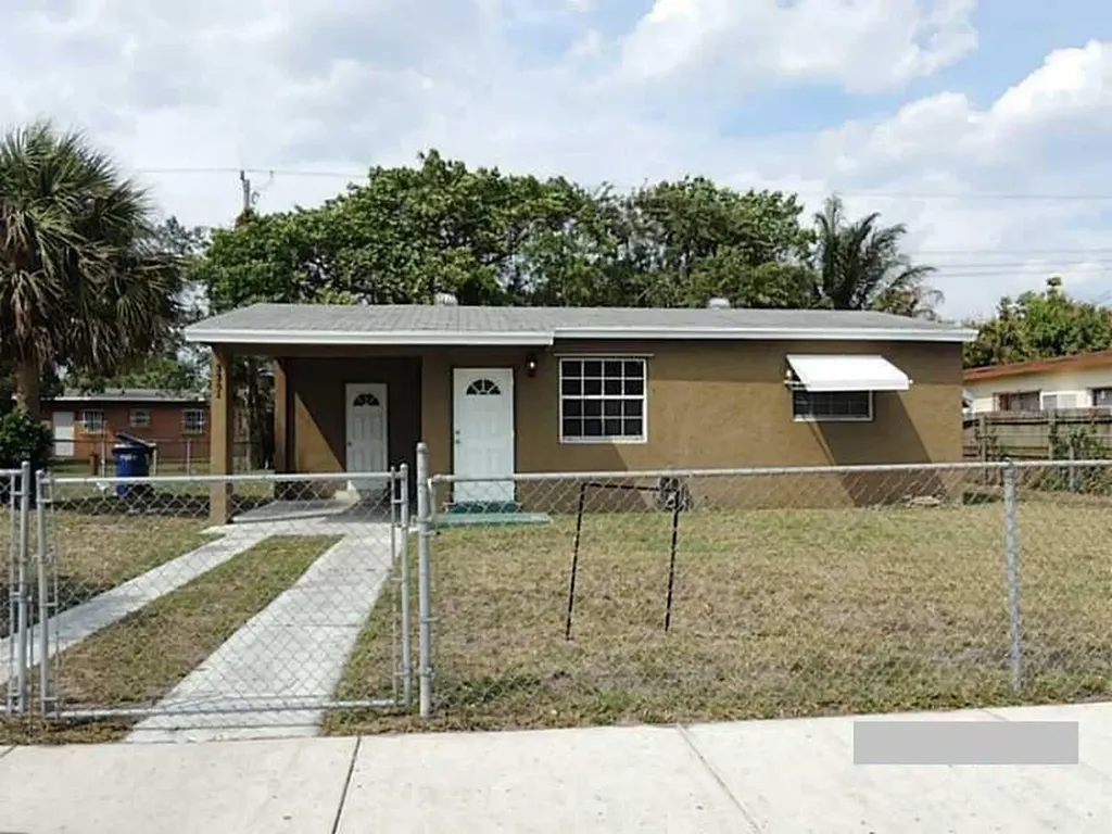 3361 NW 8th Court Lauderhill FL 33311