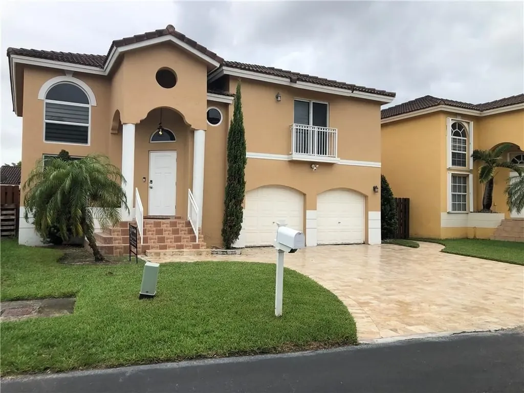 4550 SW 153rd Place Miami FL 33185