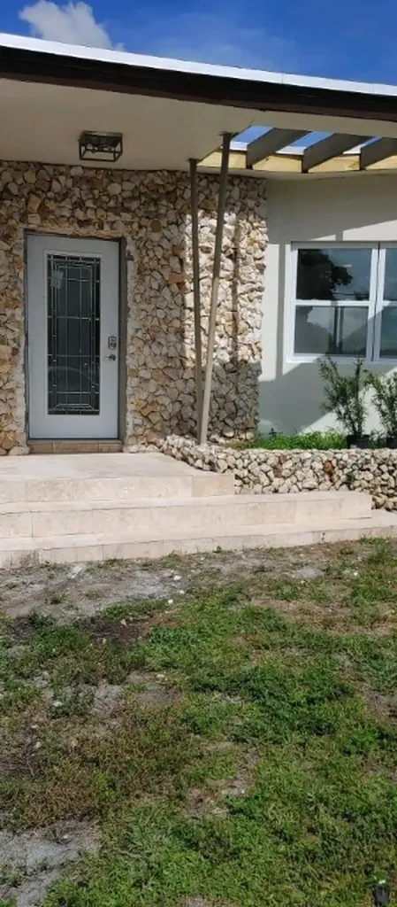 14441 NW 13th Court Miami FL 33167