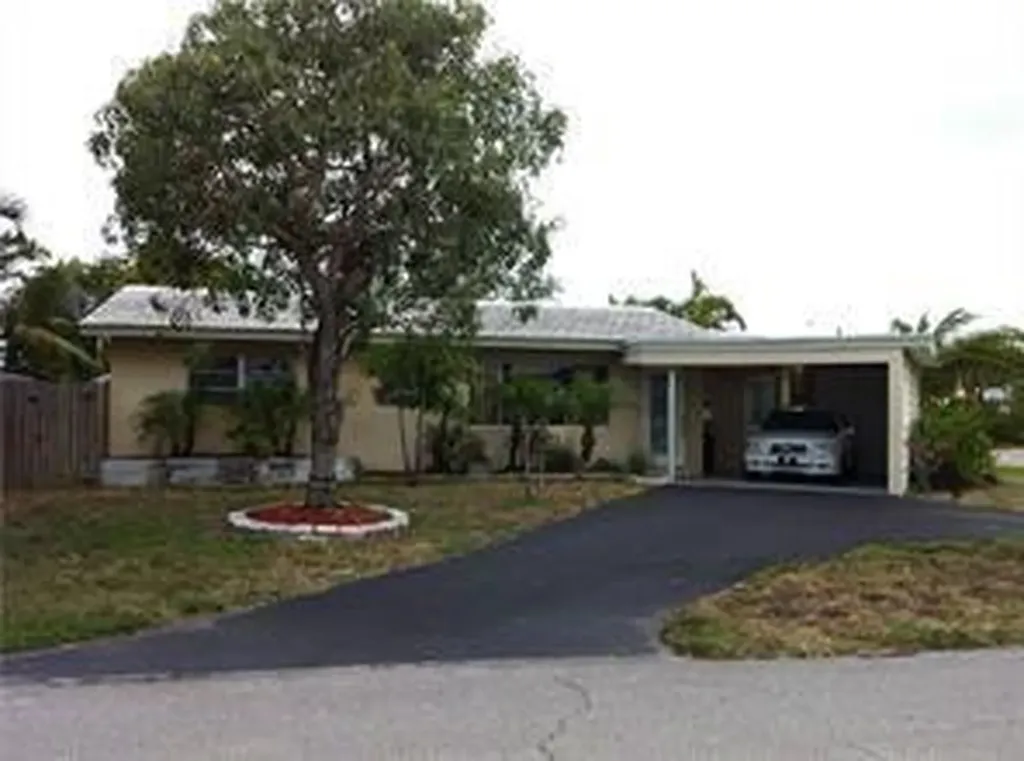 4050 NE 18th Avenue Pompano Beach FL 33064