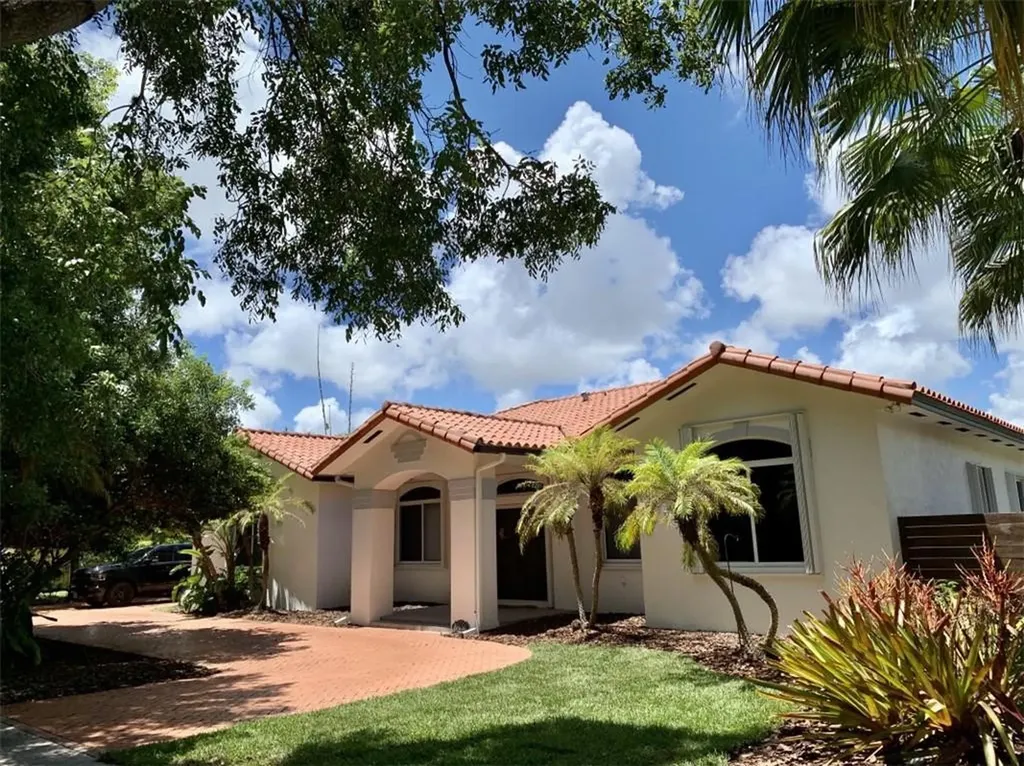17050 SW 90th Avenue Palmetto Bay FL 33157