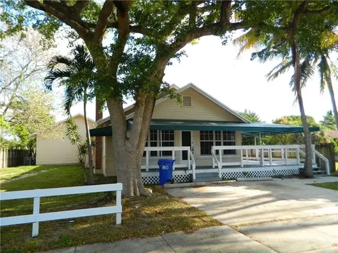 903 NE 1st Street Pompano Beach FL 33060
